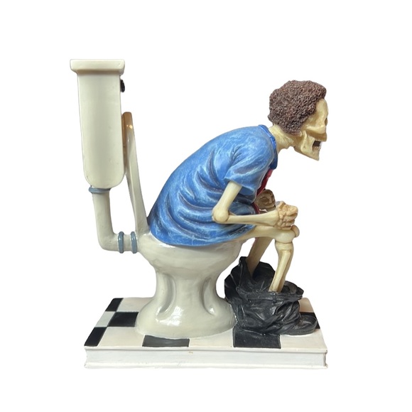 "Still Constipated" Skeleton - Picture 10 of 11